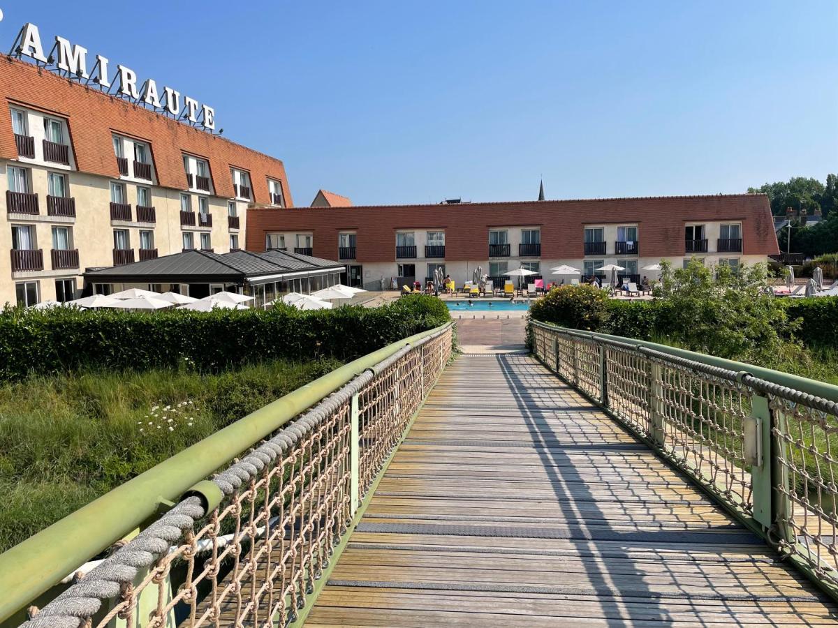 Amiraute Hotel Golf Deauville Touques Zewnętrze zdjęcie