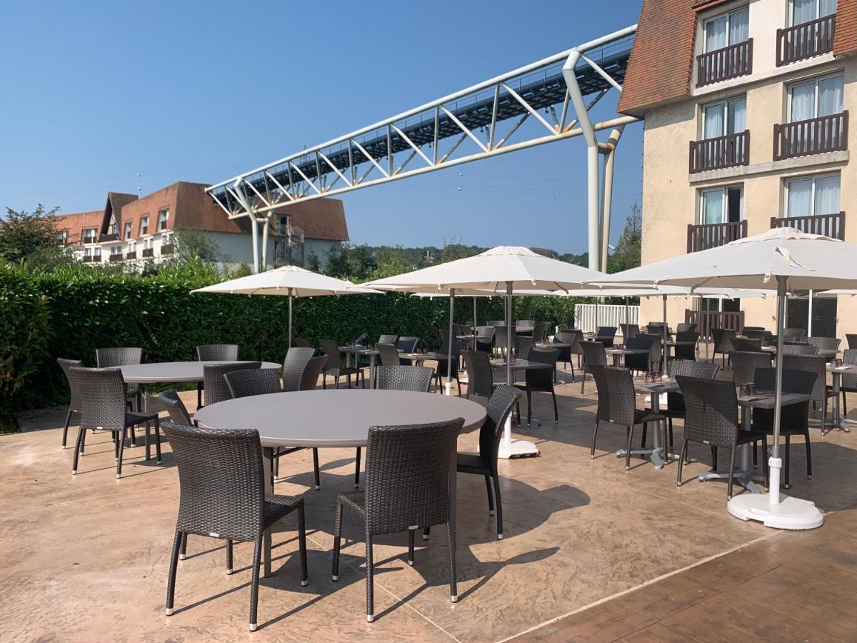 Amiraute Hotel Golf Deauville Touques Zewnętrze zdjęcie