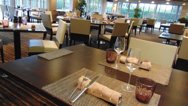 Amiraute Hotel Golf Deauville Touques Zewnętrze zdjęcie