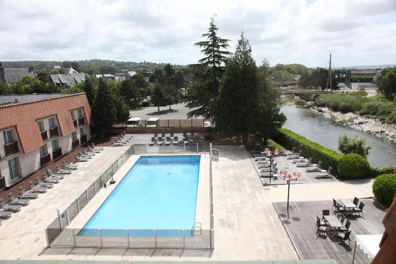Amiraute Hotel Golf Deauville Touques Zewnętrze zdjęcie