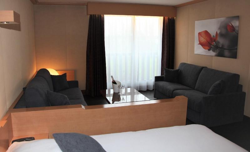 Amiraute Hotel Golf Deauville Touques Zewnętrze zdjęcie